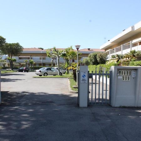 La Ca' Al Mare Apartment Carrara Luaran gambar