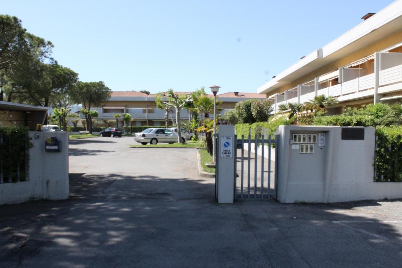 La Ca' Al Mare Apartment Carrara Luaran gambar