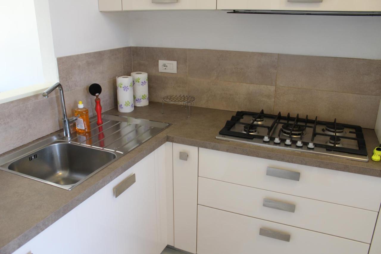 La Ca' Al Mare Apartment Carrara Luaran gambar